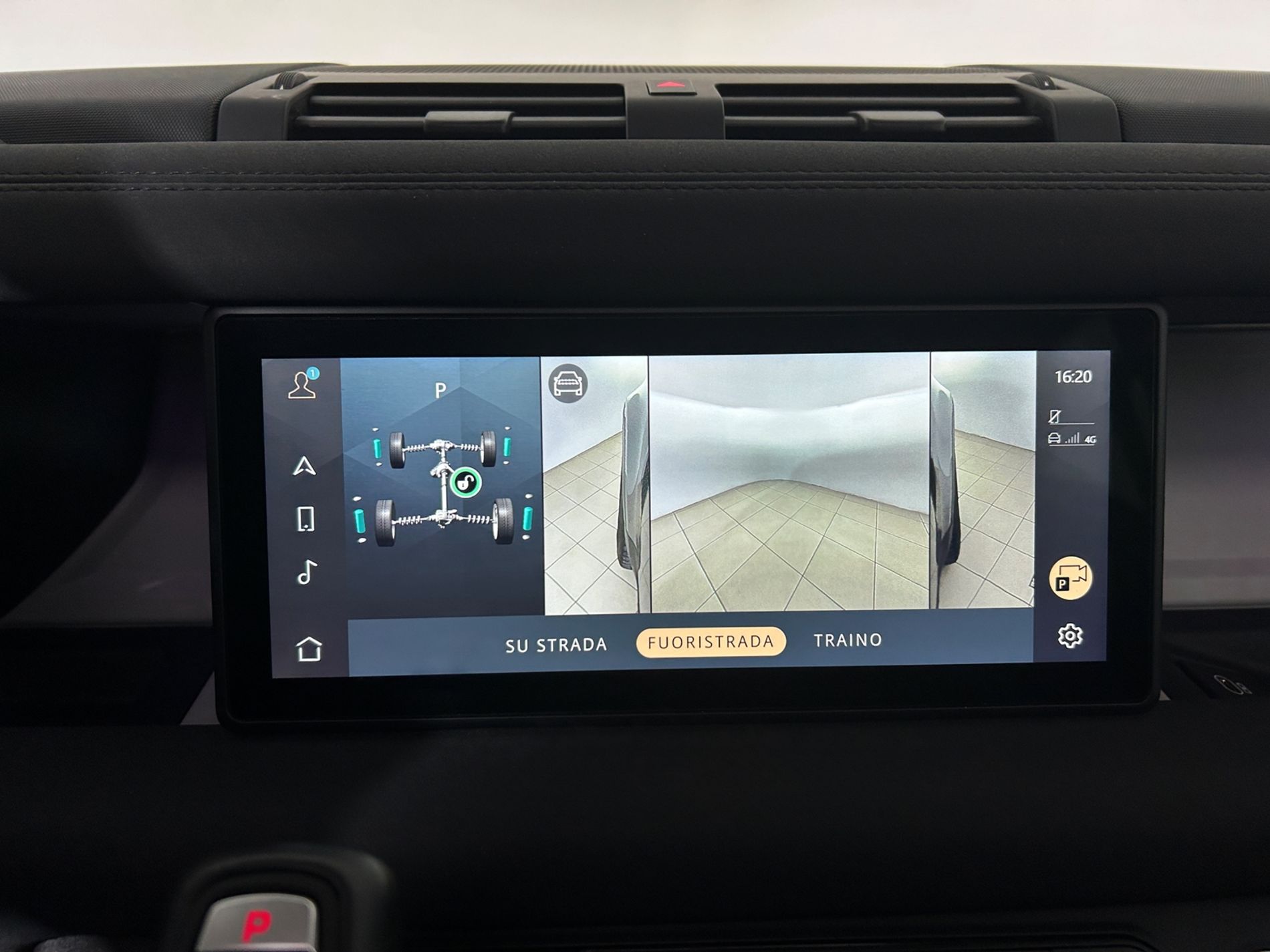 Defender 110 3.0d i6 mhev SE awd 200cv auto - Autoviemme